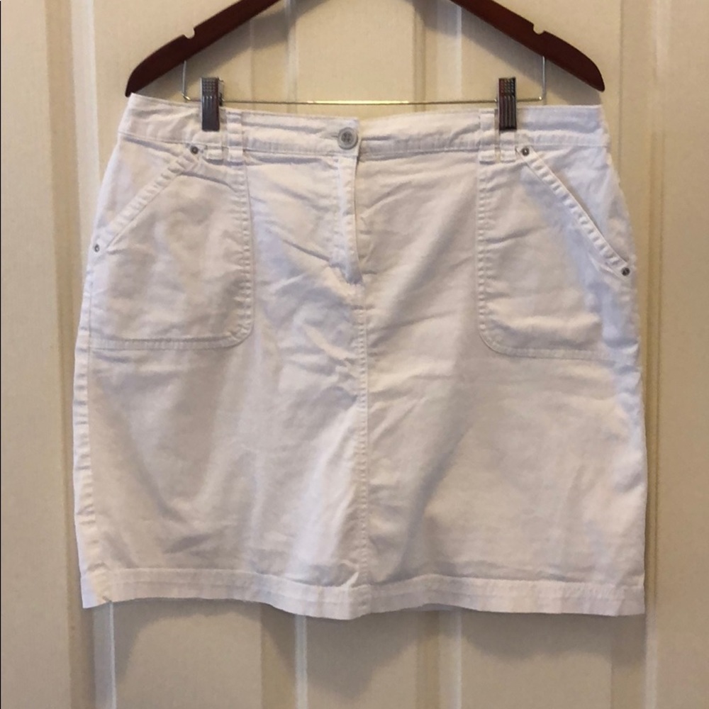 Karen Scott White Skort